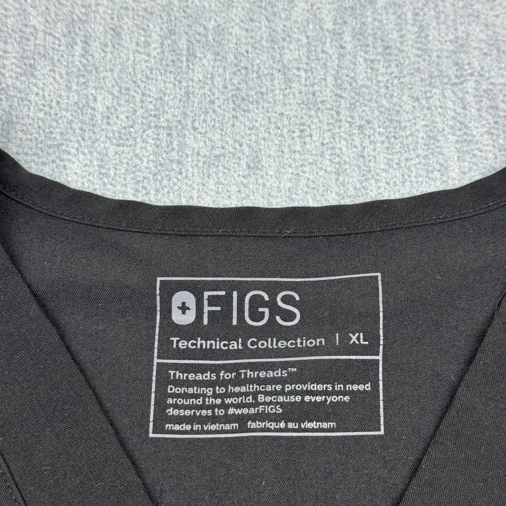 Figs Scrub Top Mens XL Black Chisec Three Pocket Technical Collection‎ Medical
